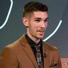 Anthony Martineau's Instagram, Twitter & Facebook