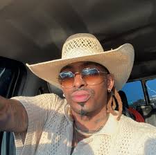 Rodney D. Smith II (@radiorodd) • Instagram photos and videos