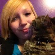 Miranda Roe's Instagram, Twitter & Facebook