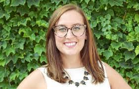 Lori Grote's Instagram, Twitter & Facebook