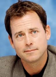 Greg Kinnear