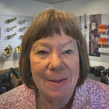 Deborah Ruff's Instagram, Twitter & Facebook