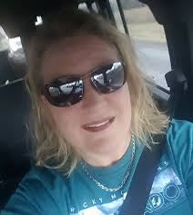 Representating in wine country, Napa Valley with a cold one and some SDM!