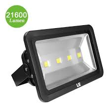 Le Outdoor Led Flood Light 200w 22000lm Ip65 Waterproof 600w Hps Equivalent Daylight White 5000k 110 Beam Angle Security Floodlight For Home Backyard Patio Garden Tree And More Interior Paint Led