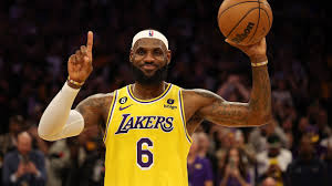 LeBron James NBA games played tracker: LA Lakers star surpasses ...