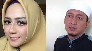 Sebagai informasi, ustaz zacky mirza terbilang aktif mengisi ceramah ke berbagai daerah di indonesia. Ustaz Zacky Mirza Bongkar Alasannya Bercerai Dengan Shinta Tanjung Setelah Dua Tahun Bercerai Warta Kota