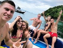 Влада седан і олександр зінченко зі своїми собаками / фото: Vlada Sedan I Aleksandr Zinchenko Novosti Foto Vozrast Devushki Zinchenko
