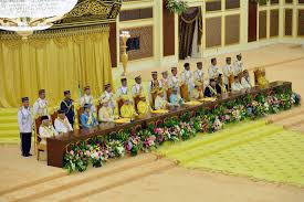 Prime minister mahathir mohamad said the election of the new king had to be expedited as he needed to consult the monarch on certain matters. Malaysia Crowns Sultan Abdullah Sultan Ahmad New King Bloomberg