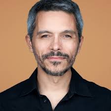 Nem toda a gente que fotografo é de sorriso fácil.