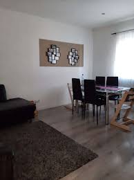 Die öffentlichen verkehrmittel in richtung stuttgart sind. Wohnung Mieten In Stuttgart Zuffenhausen Am Stadtpark 19 Aktuelle Mietwohnungen Im 1a Immobilienmarkt De