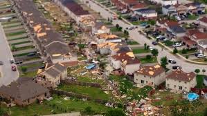 Several people were injured and many more were displaced in barrie. Tornado Damages Homes In Angus Toronto Com