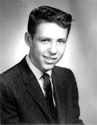 Tom Stice's Instagram, Twitter & Facebook