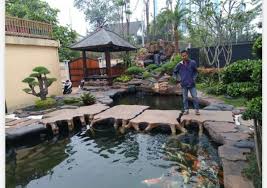 Jasa Pembuatan Kolam Ikan Koi Minimalis Di Surabaya Kolam Ikan Kolam Kolam Halaman Belakang