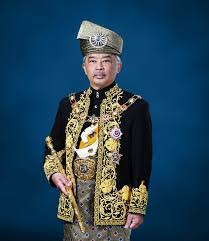 يڠ دڤرتوان اݢوڠ) is the head of state of malaysia. Berdasarkan Gambar Merujuk Kepada Kebawah Duli Yang Maha Mulia Seri Paduka Baginda Yang
