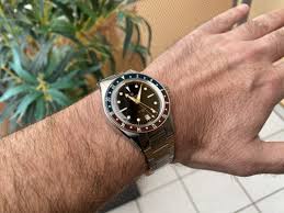 The new lorier cases are several mm thinner than the previous neptunes. Neue Uhr Lorier Hyperion Gmt Seite 3