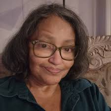 Don Featherstone invented the plastic pink flamingo in 1957 while working  for a lawn ornaments company in Leominster, Massachusetts. In 2015,  Featherstone passed away at the age of 79. Visitors have often