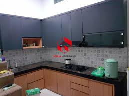 Jadi, konsepnya adalah dimana dapur minimalis diberi pintu yang mengarah langsung ke luar rumah. Jasa Kitchen Set Kasihan Real Proyek Ibu Jumadi Jogjakitchenset Com