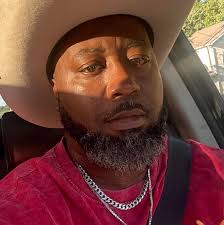 Daniel Jeremiah reveals his final 2025 mock draft! @movethesticks Link in  bio for his final mock draft breakdown.