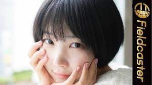 児童養護施設で育ちました” 18才モデル・真綾 初写真展『おおきな世界のちいさな幸せ』開催 18-year-old Japanese model  raised in an orphanage - YouTube