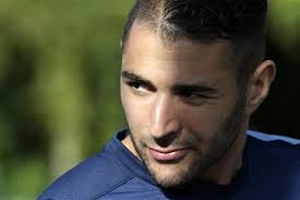 See his all girlfriends' names and complete karim benzema after the la liga match between real madrid and rayo vallecano on december 20. Karim Benzema Karim Benzema Das Personliche Leben Eines Fussballspielers