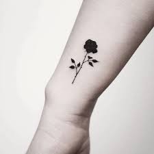 Vaders Dye On Instagram Small Black Rose By Anna Annarehtattoo Tattoo Apprentice Small Rose Tattoo Small Black Tattoos Black Rose Tattoos