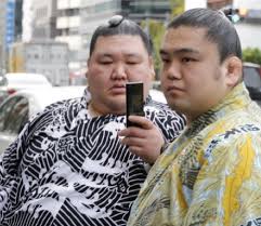 Chonmage is a characteristic hairstyle of samurai. Chonmage The Samurai Past Of The Sumo Hairstyle Cath Allen