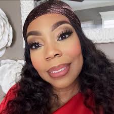 Debra Ling's Instagram, Twitter & Facebook