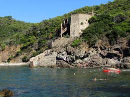 Casatello sonnino is a hidden gem! Spiaggia Di Baia Del Rogiolo Trovaspiagge Portale Delle Spiagge Italiane