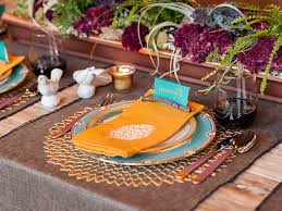 A cheap and easy diy that you can use to fit so many different wedding themes! How To Make Rustic Place Card Holders With Sticks How Tos Diy