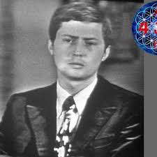 Marek grechuta is a polish singer and songwriter who was born in 1945 in zamość and died in 2006 in krakow. Marek Grechuta Niepewnosc 432 Hz By Malgorzata Sochaj