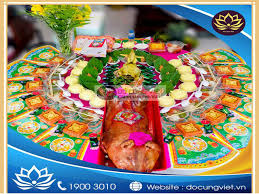 Cúng thôi nôi trong nhà hay ngoài sân?