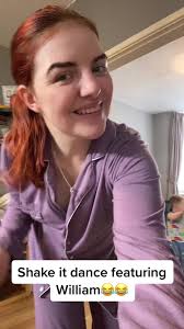 King William Dance to Shake It Up