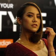 13 februari 2016 hari / masa : Mawar Rashid Net Worth Salary Bio Height Weight Age Wiki Zodiac Sign Birthday Fact