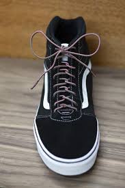 Also the laces only cross over the shoes on top so there aren't any laces run. 5 Ways To Lace Vans 2020 Guide Benjo S