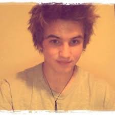 Oscar Walton (@Osk_Walton)