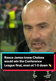 Thiago Silva Giving Reece James Instructions