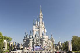 The average disney world vacation for a family of 4 will cost $4,200. Why Disney Park Tickets Are So Expensive Reader S Digest