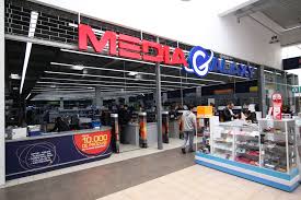 Sall,stie cineva daca la media galaxy carrefour din constanta are ipod touch 4g expus sa ma pot juca pe el ca la vitan mall. Mm Nuca In Numele Oferte Aparate Foto Media Galaxy Materno Fetala Ro