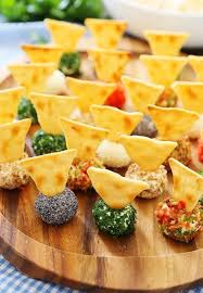 Homelysmart 20 Yummy Finger Foods That You Wont Stop Eating Homelysmart In 2020 Appetizer Recipes Quick And Easy Appetizers Mini Appetizers