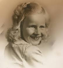 Donna Mcelhannon's Instagram, Twitter & Facebook