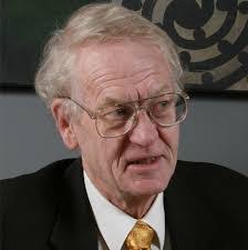 Laurie Melton's Instagram, Twitter & Facebook