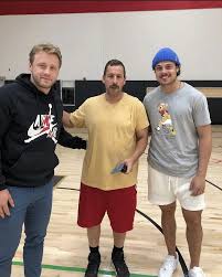Bieber's good pal, and maple leafs superstar, auston matthews. Auston Matthews In 2021 Matthews Hockey Baby Toronto Maple Leafs Hockey