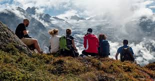 Treks microaventure et randonn&eacute;e raquette dans les Alpes - Terres de trek