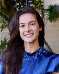 Next up, let's welcome Congregator Karissa Parker! 🐊 Name: Karissa Parker  🏠 Hometown: Port Charlotte, FL 🏫 Alma Mater: University of Florida 🐱 Vet  Med Interests: Karissa is passionate about emergency and