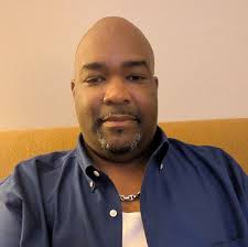 What is a good 8-inch sub to use in the back rear deck of a Dodge Charger?