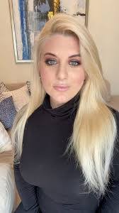 Rhonda Smart's Instagram, Twitter & Facebook