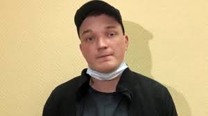 Бил, эдвард материал из википедии — свободной энциклопедии текущая версия страницы пока не проверялась опытными участниками и может значительно отличаться от версии , проверенной 15 июля. Chto Izvestno O Blogere Edvarde Bile Kotorogo Policiya Schitaet Vinovnikom Gromkogo Dtp Bbc News Russkaya Sluzhba