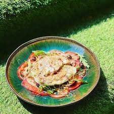 Paul et d'autres prisonniers furent placés sous la garde du centurion julius, de la cohorte augusta, l'une des cinq cohortes cantonnées dans le port de césarée. Plat Du Jour Raviole De Poulpe De Roche Carpaccio De Tomates Vinaigrette De Poulpe Picture Of Hostellerie La Fontaine St Paul De Vence Tripadvisor