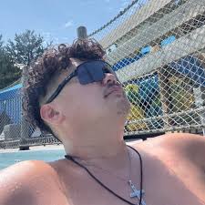 No pizzas were hurt in the process of this video. Joey Logano