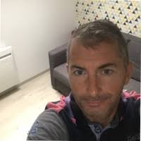 200+ perfiles de «Gelay»